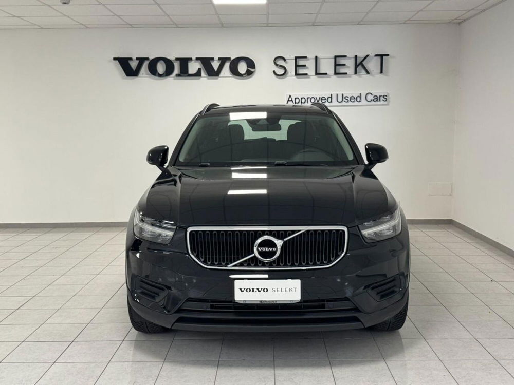 Volvo XC40 usata a Como (8)