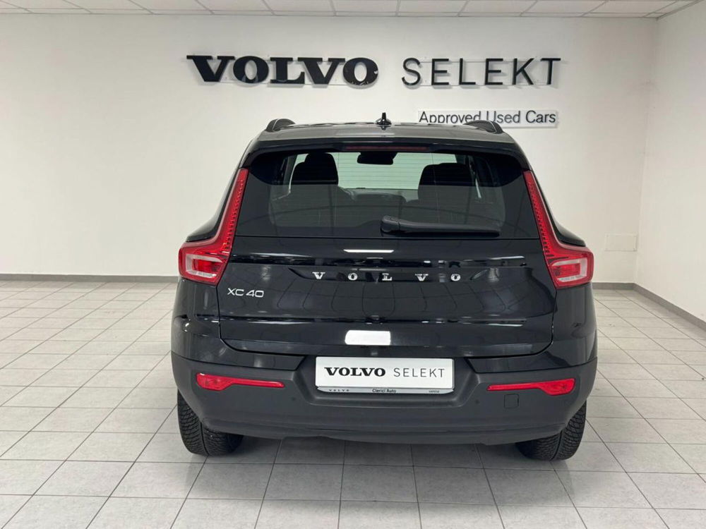 Volvo XC40 usata a Como (9)