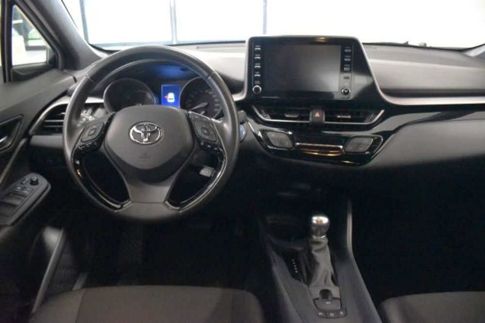 Toyota Toyota C-HR usata a Padova (9)