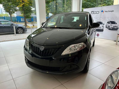 Lancia Ypsilon 1.0 FireFly 5 porte S&amp;S Hybrid Ecochic A. Ferretti nuova a Milano