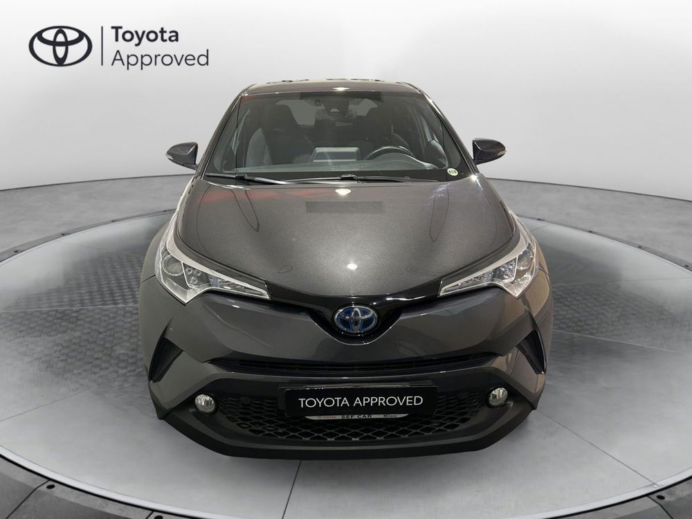 Toyota Toyota C-HR usata a Milano (5)