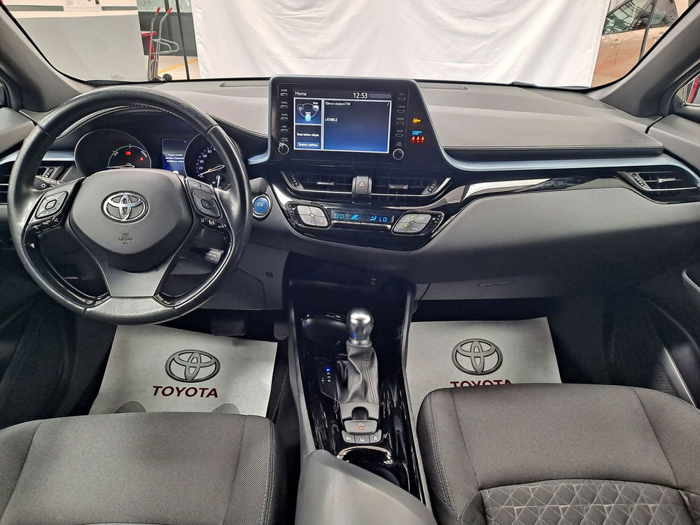 Toyota Toyota C-HR usata a Roma (10)