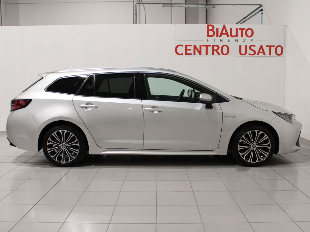 Toyota Corolla Touring Sports usata a Firenze (20)