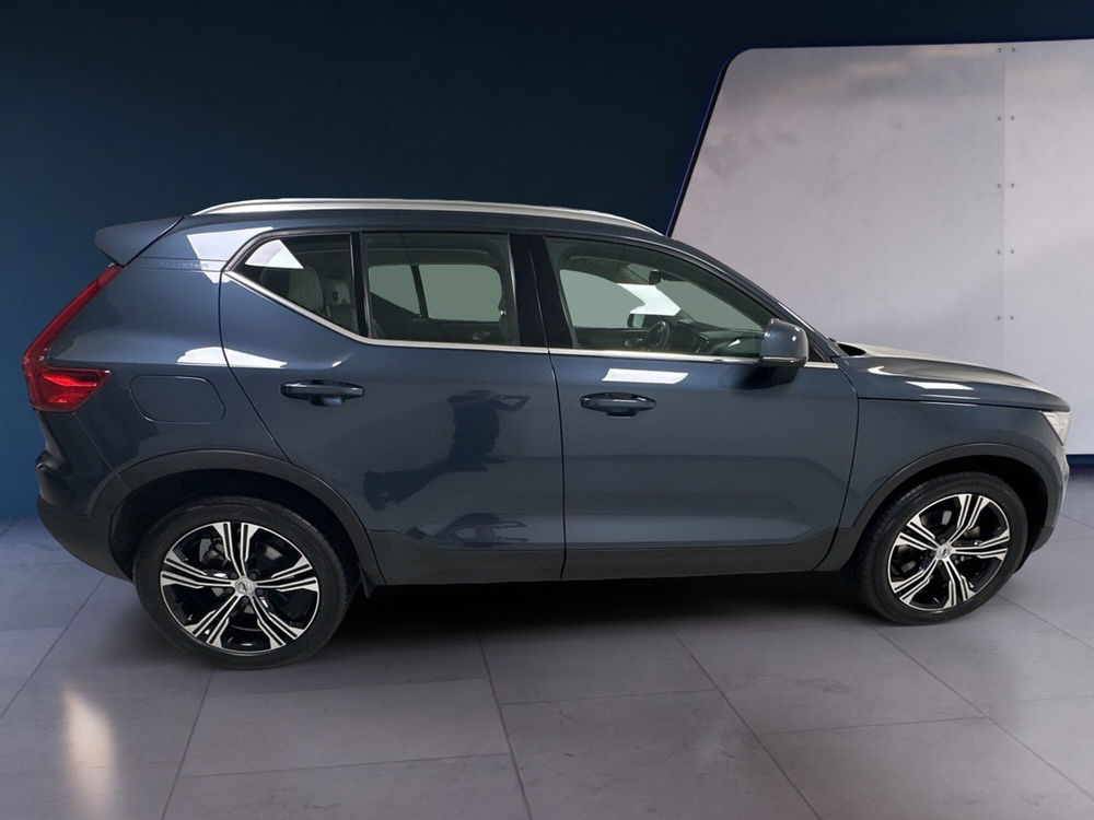 Volvo XC40 usata a Milano (7)