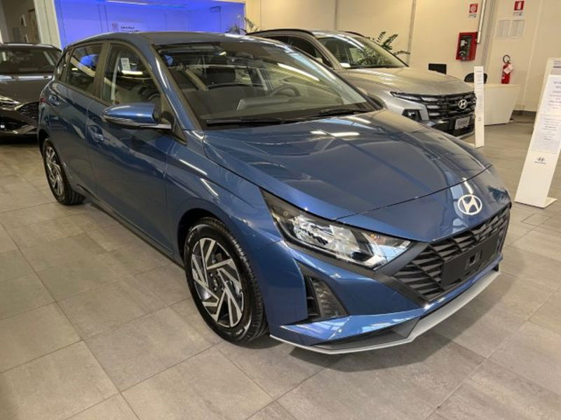 Hyundai i20 1.2 mpi Connectline mt nuova a Bologna