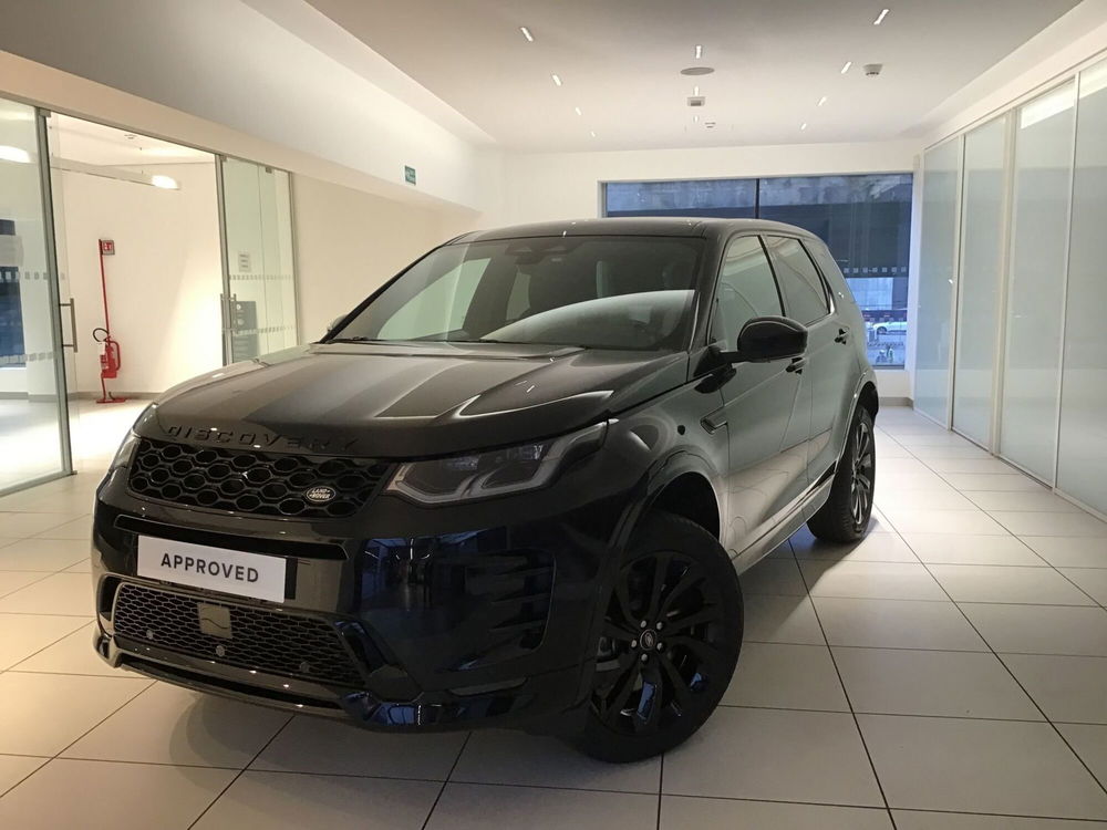 Land Rover Discovery Sport nuova a Genova