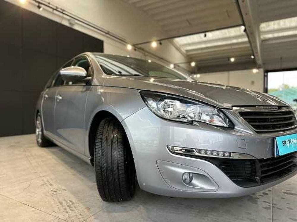 Peugeot 308 usata a Venezia (7)