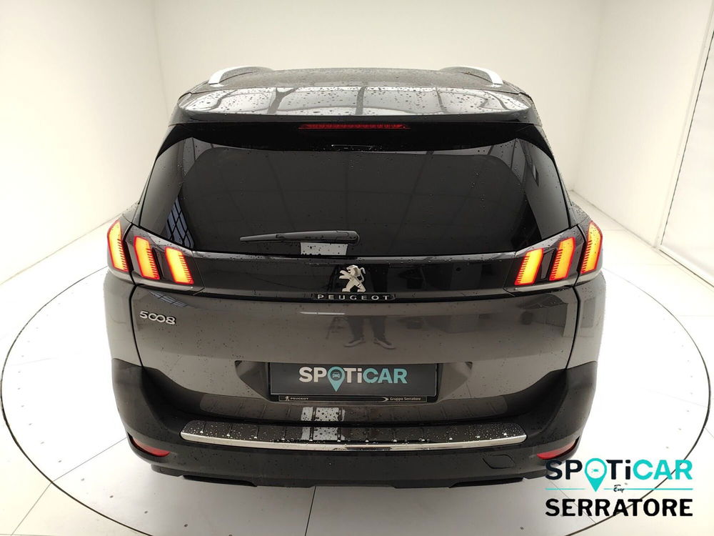 Peugeot 5008 usata a Como (6)