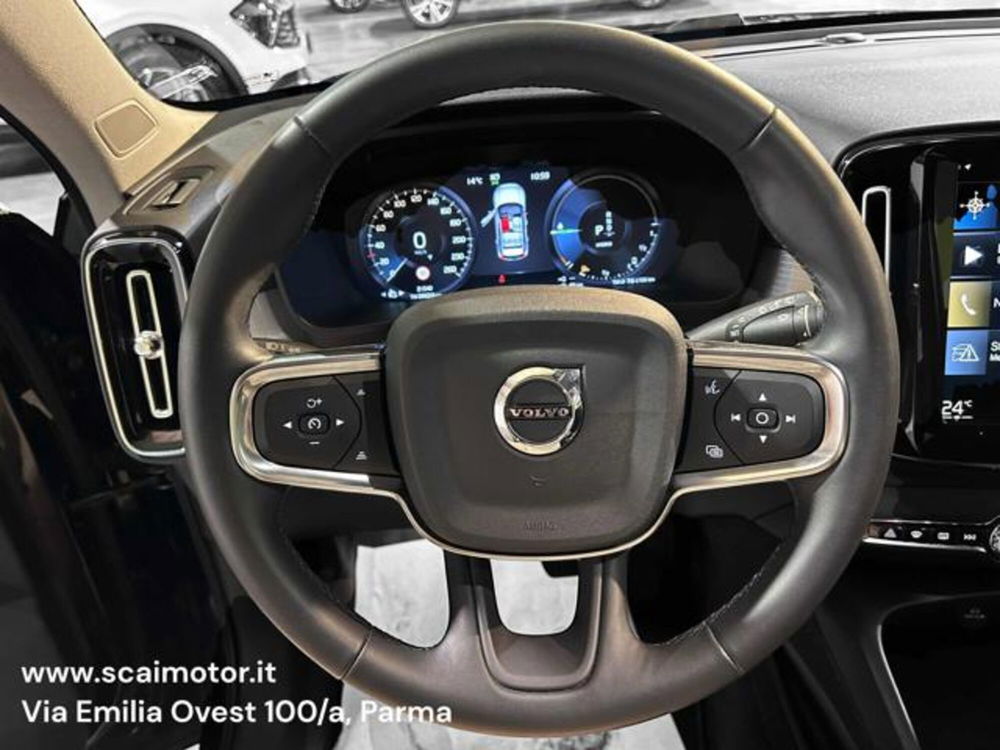 Volvo XC40 usata a Parma (12)