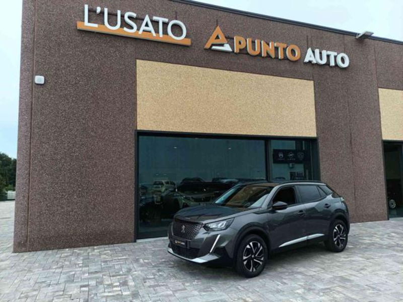 Peugeot 2008 PureTech 100 S&amp;S Allure  del 2022 usata a Ancona