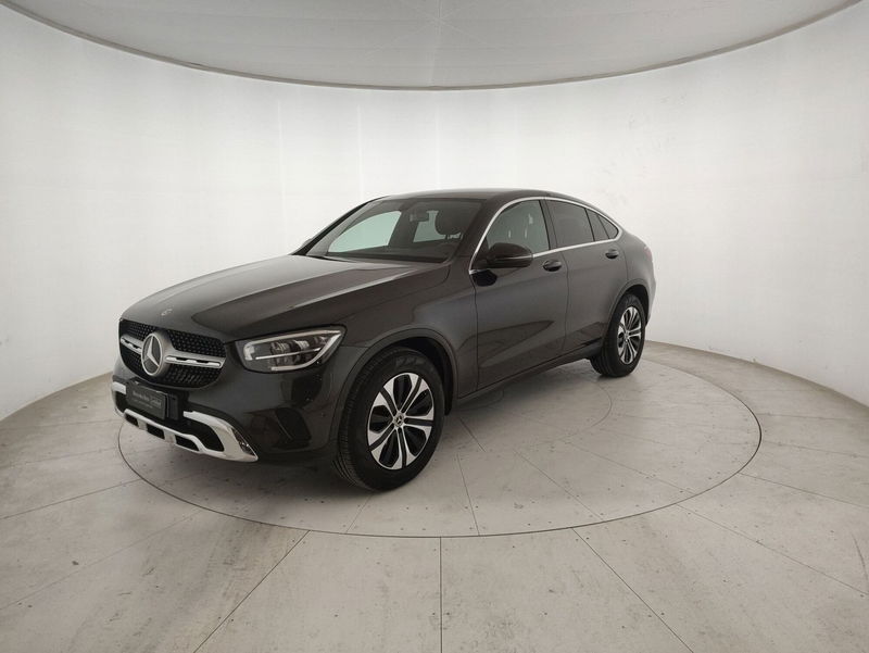 Mercedes-Benz GLC Coup&eacute; 200 4Matic EQ-Boost Coup&eacute; Sport del 2021 usata a Alessandria