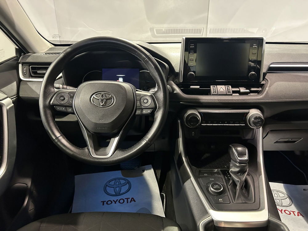 Toyota Rav4 usata a Milano (10)