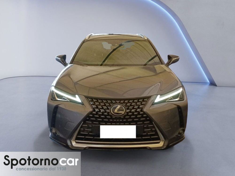 Lexus UX usata a Milano (5)