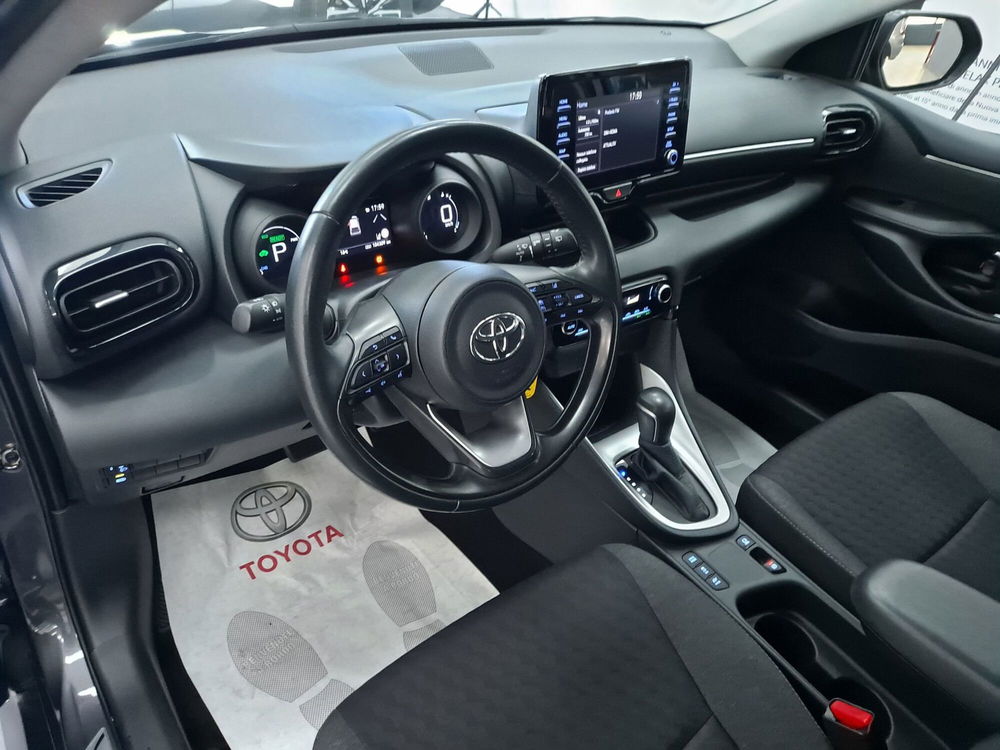 Toyota Yaris usata a Roma (17)