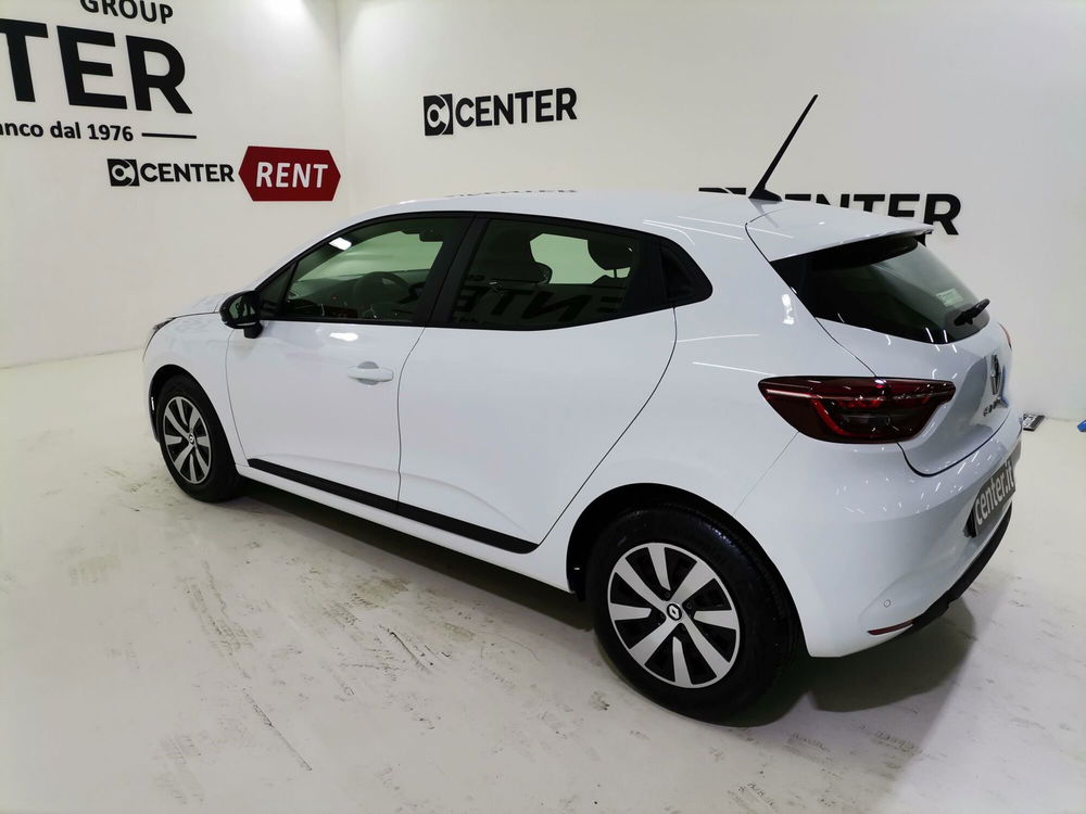 Renault Clio nuova a Salerno (4)