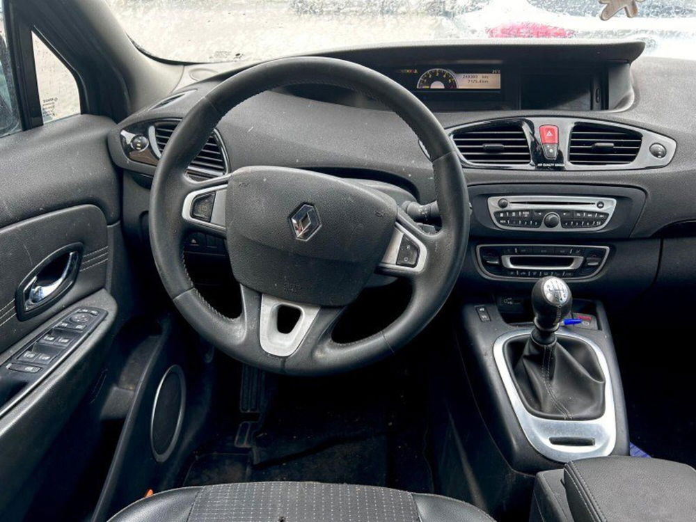 Renault Scénic X-Mod usata a Firenze (8)