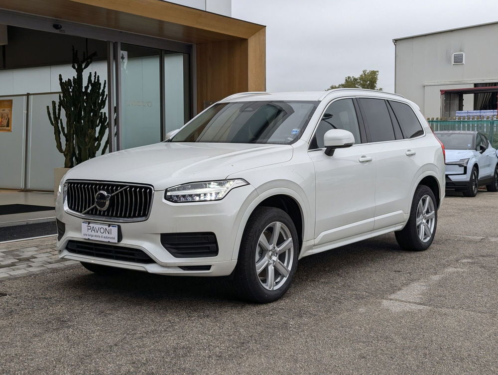 Volvo XC90 nuova a Pescara (2)