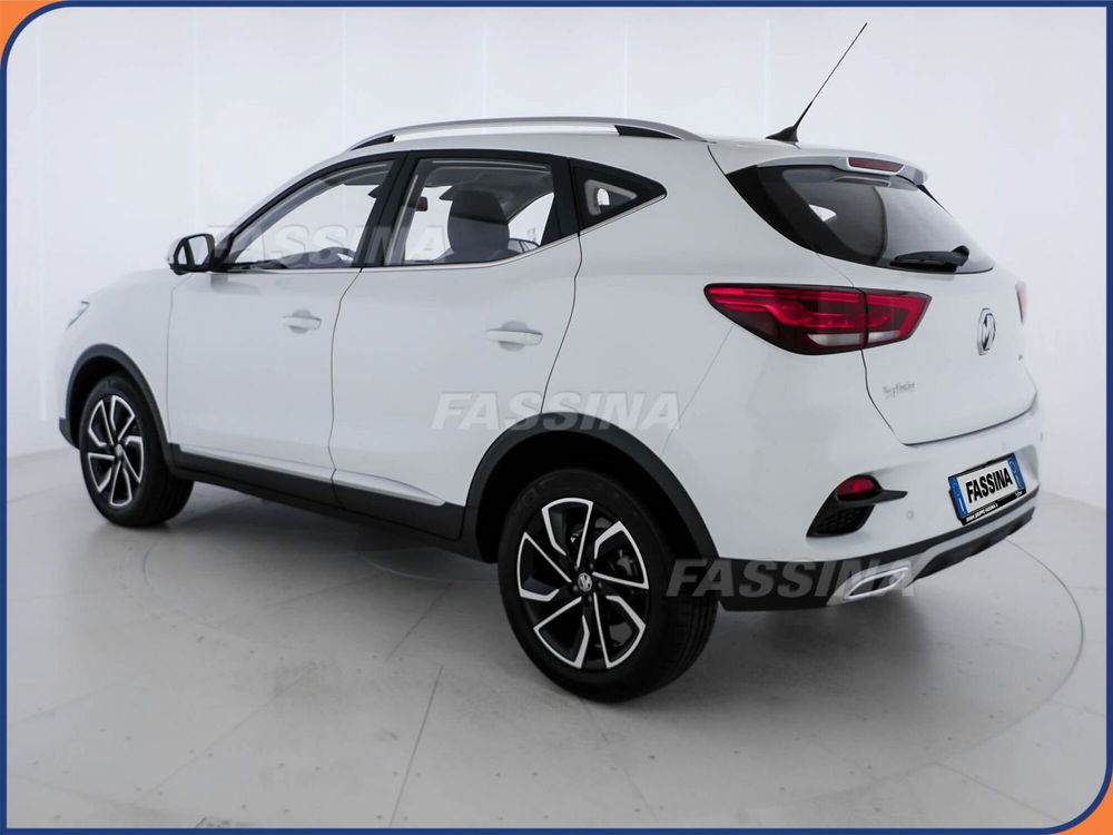 Mg ZS (2021-->) nuova a Milano (4)