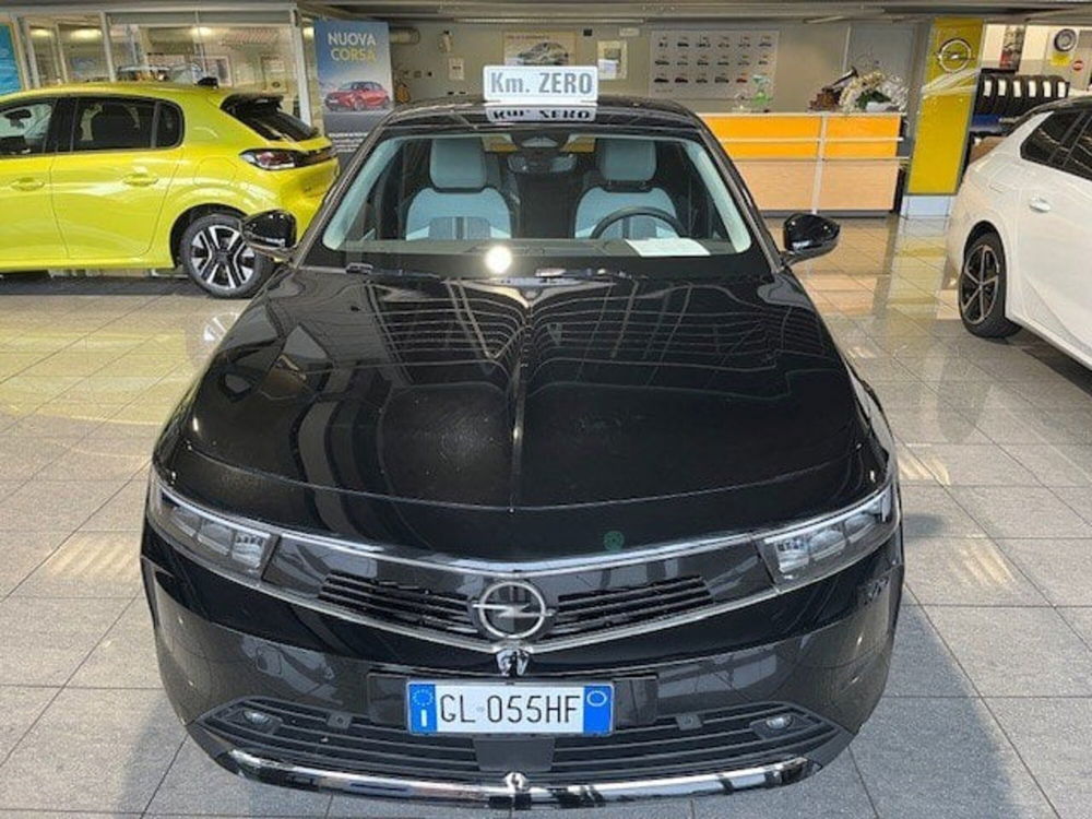 Opel Astra nuova a Lecco (2)