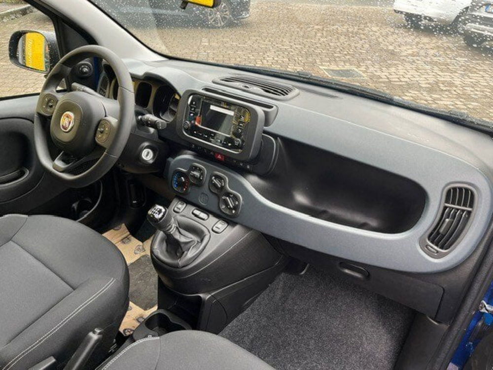 Fiat Panda Cross nuova a Lecco (10)