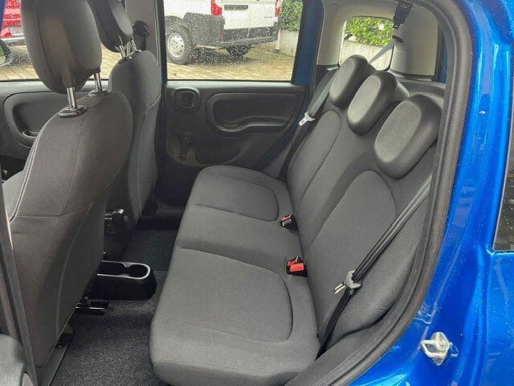 Fiat Panda Cross nuova a Lecco (12)