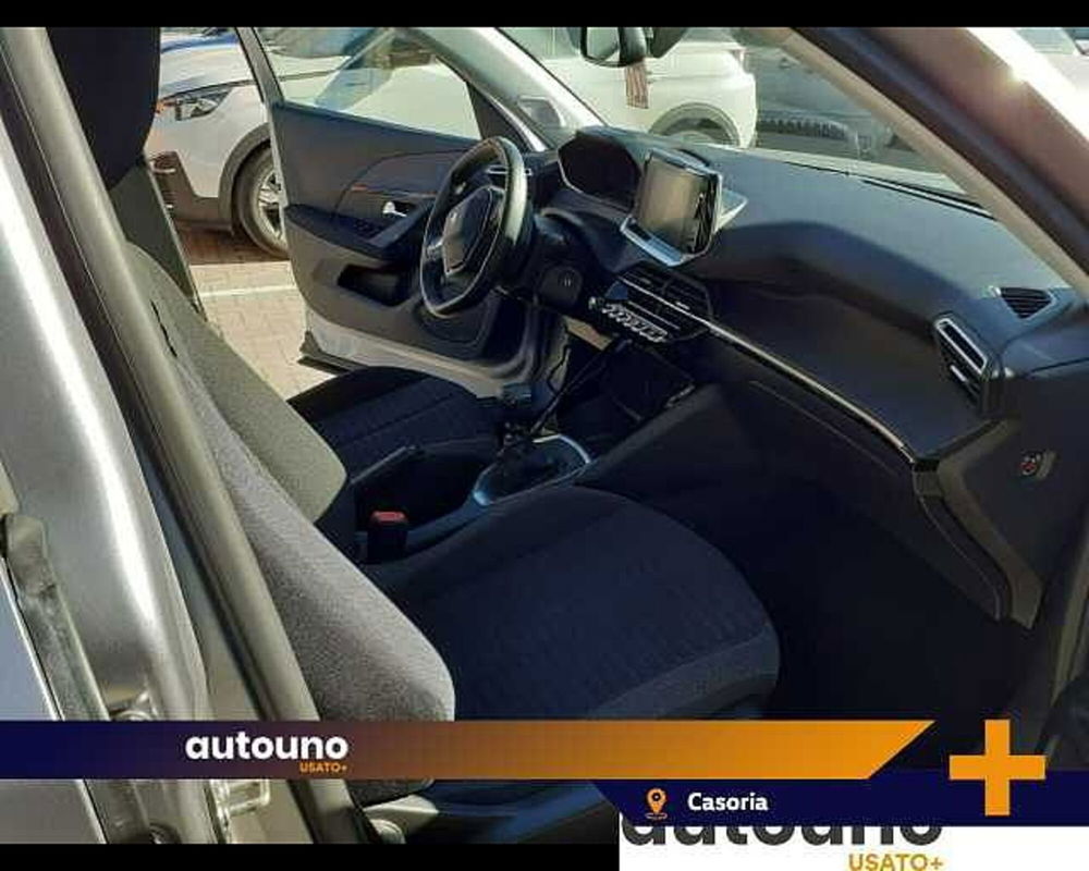 Peugeot 2008 usata a Napoli (11)