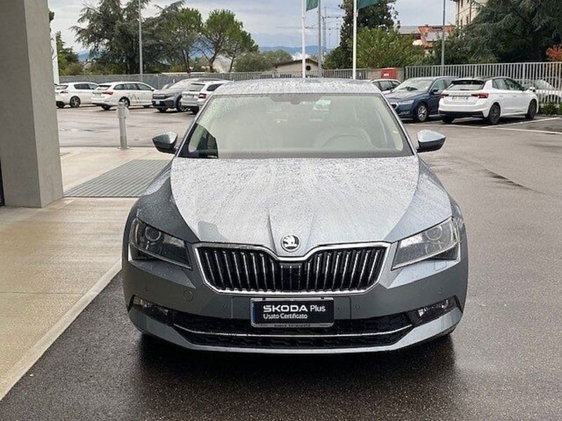 Skoda Superb 2.0 TDI EVO 150 CV SCR DSG Style del 2016 usata a Verona