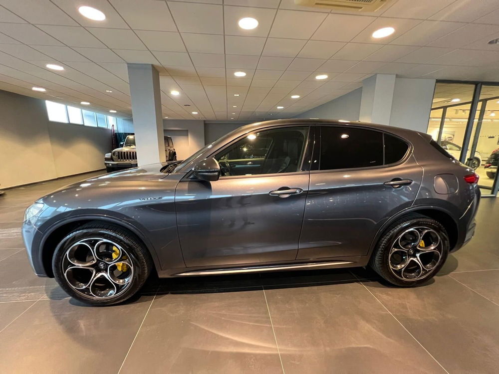 Alfa Romeo Stelvio usata a Arezzo (7)