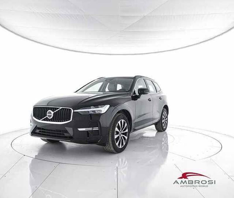 Volvo XC60 B4 (d) AWD automatico Core N1 nuova a Viterbo