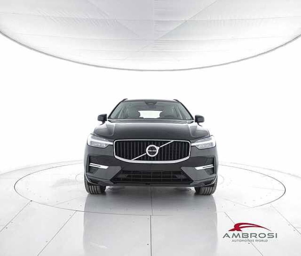 Volvo XC60 nuova a Viterbo (5)