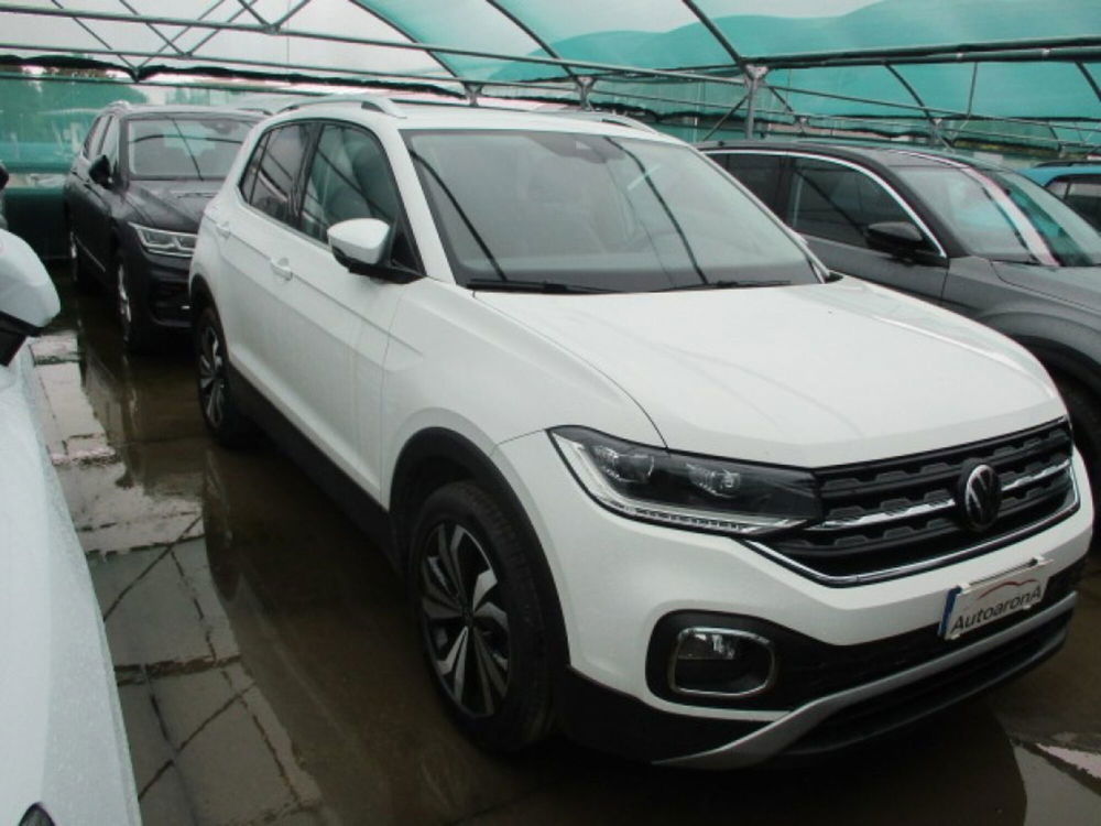 Volkswagen T-Cross usata a Novara