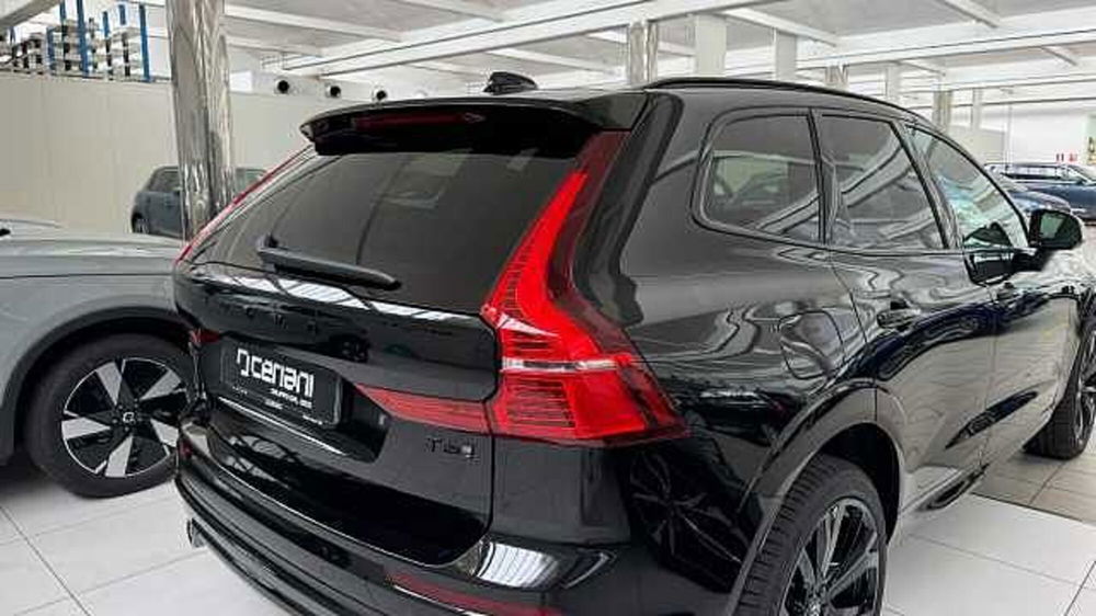 Volvo XC60 nuova a Milano (20)