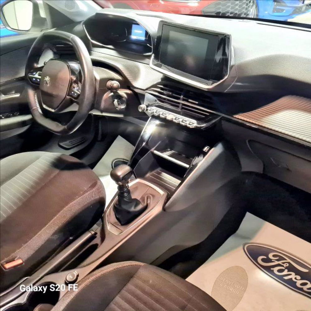 Peugeot 208 usata a Milano (9)