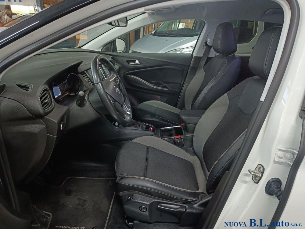 Opel Grandland X usata a Verona (7)