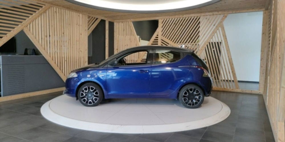 Lancia Ypsilon usata a Catanzaro (11)