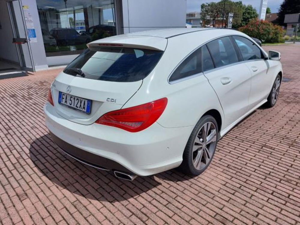 Mercedes-Benz CLA Shooting Brake usata a Milano (5)