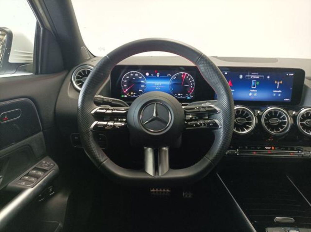 Mercedes-Benz GLA SUV usata a Milano (11)