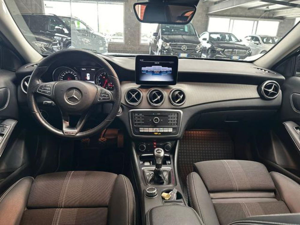 Mercedes-Benz GLA SUV usata a Milano (13)