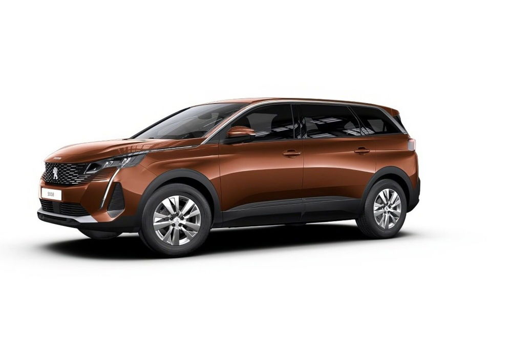 Peugeot 5008 nuova a Varese