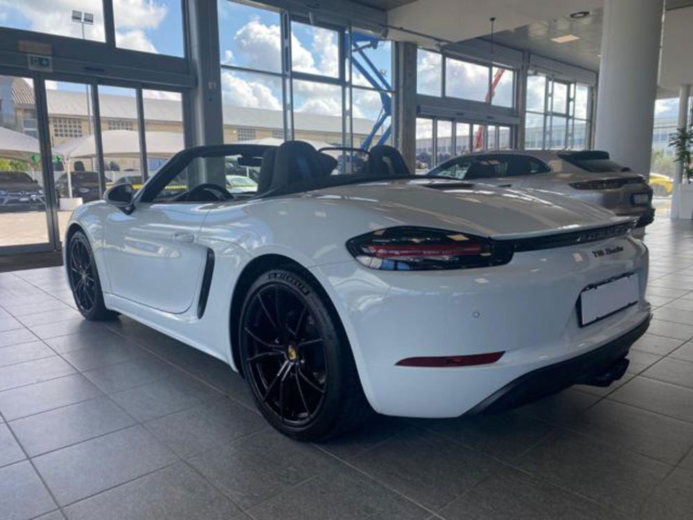 Porsche 718 Boxster  usata a Livorno (7)