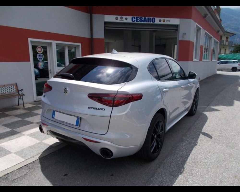 Alfa Romeo Stelvio usata a Aosta (3)