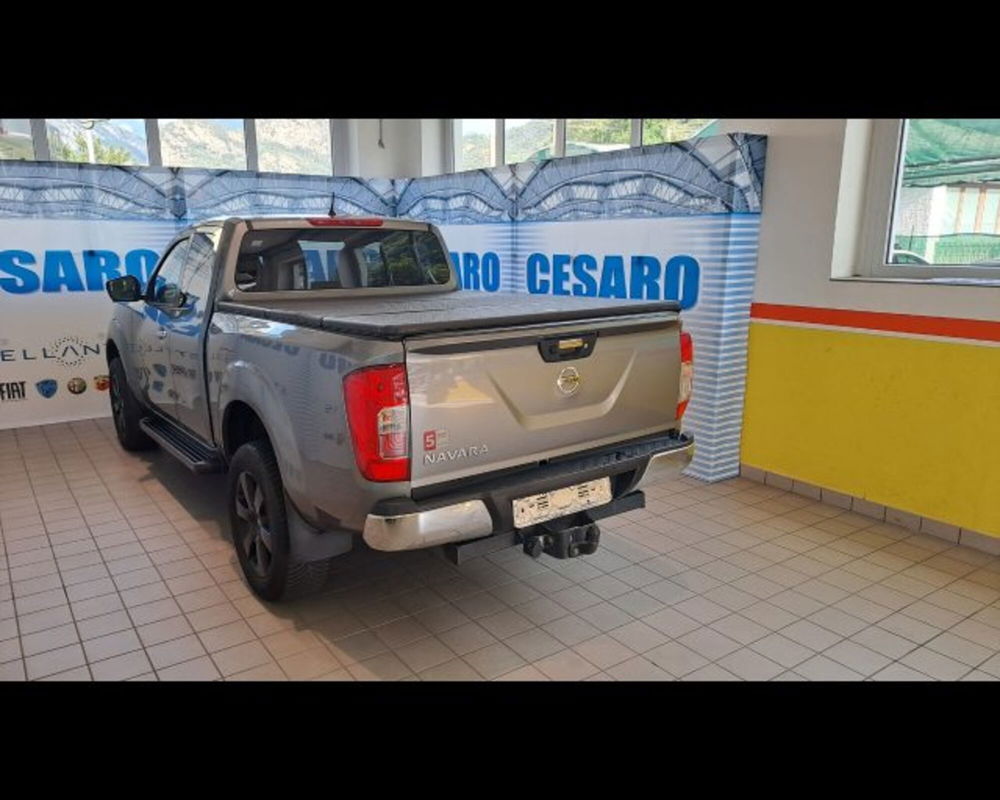 Nissan Navara usata a Aosta (3)