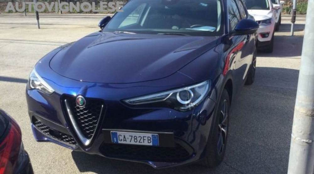 Alfa Romeo Stelvio usata a Modena (2)