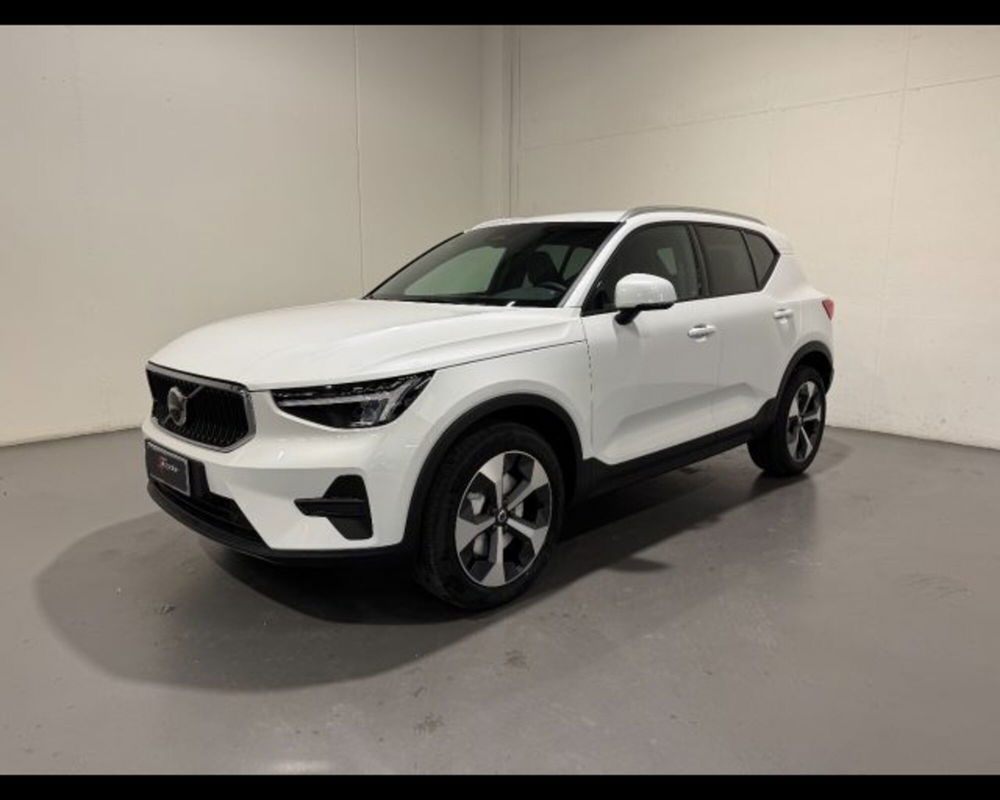 Volvo XC40 nuova a Treviso