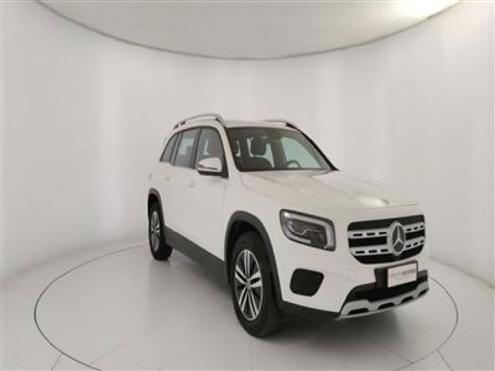 Mercedes-Benz GLB usata a Bari (11)