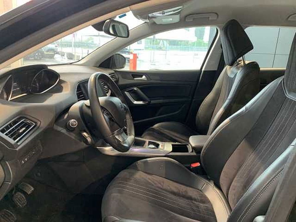 Peugeot 308 usata a Venezia (11)