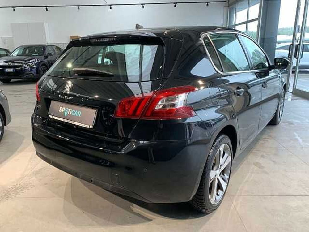 Peugeot 308 usata a Venezia (4)