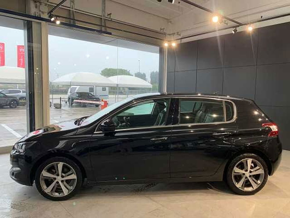 Peugeot 308 usata a Venezia (8)