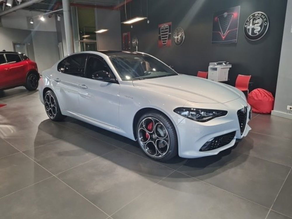 Alfa Romeo Giulia nuova a Monza e Brianza (3)