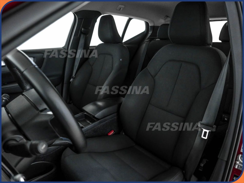 Volvo XC40 usata a Milano (8)